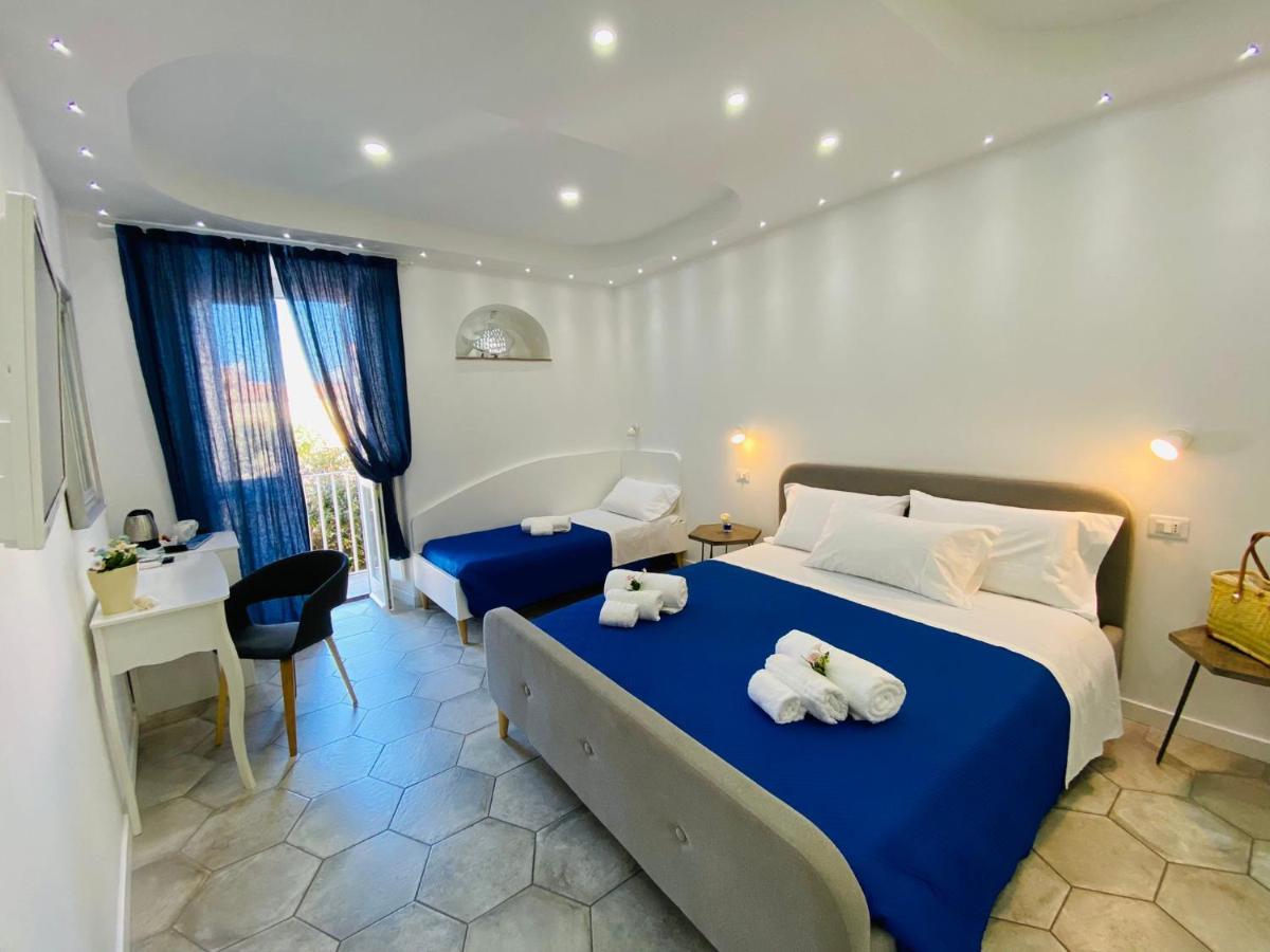 Hotel Fior Dei Carmeliti Centre Tropea Exterior foto
